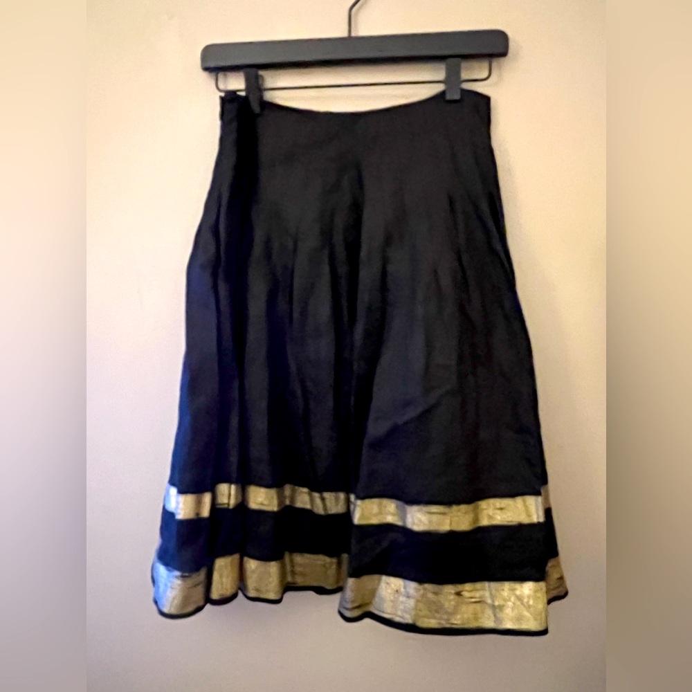Ralph Lauren black label black pleated skirt Size 4